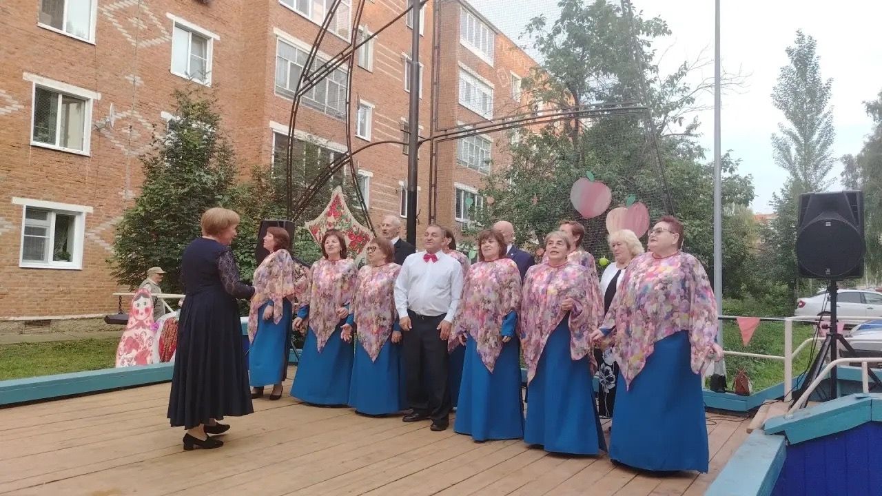 На чистопольской «Бригантине» прошёл «Яблочный спас во дворе у нас!»
