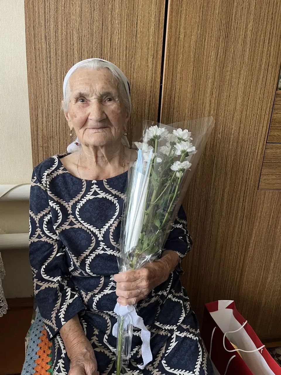 Жительница Чистополя Мария Павловна Катаева принимает поздравления с 99-летием: Секрет долголетия – в труде и заботе близких