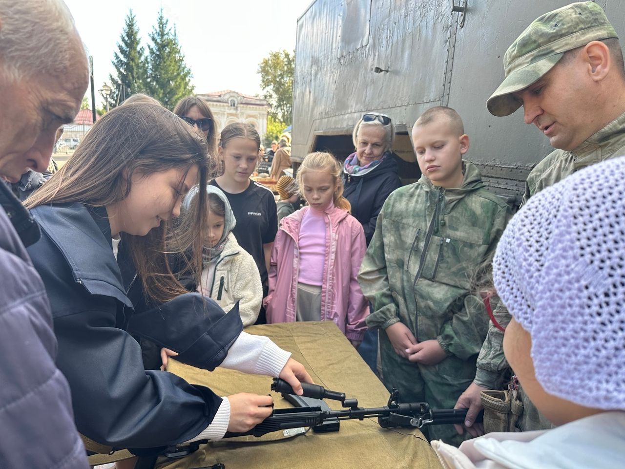 В Скарятинском саду открыли учебный год воскресных школ Чистопольского благочиния