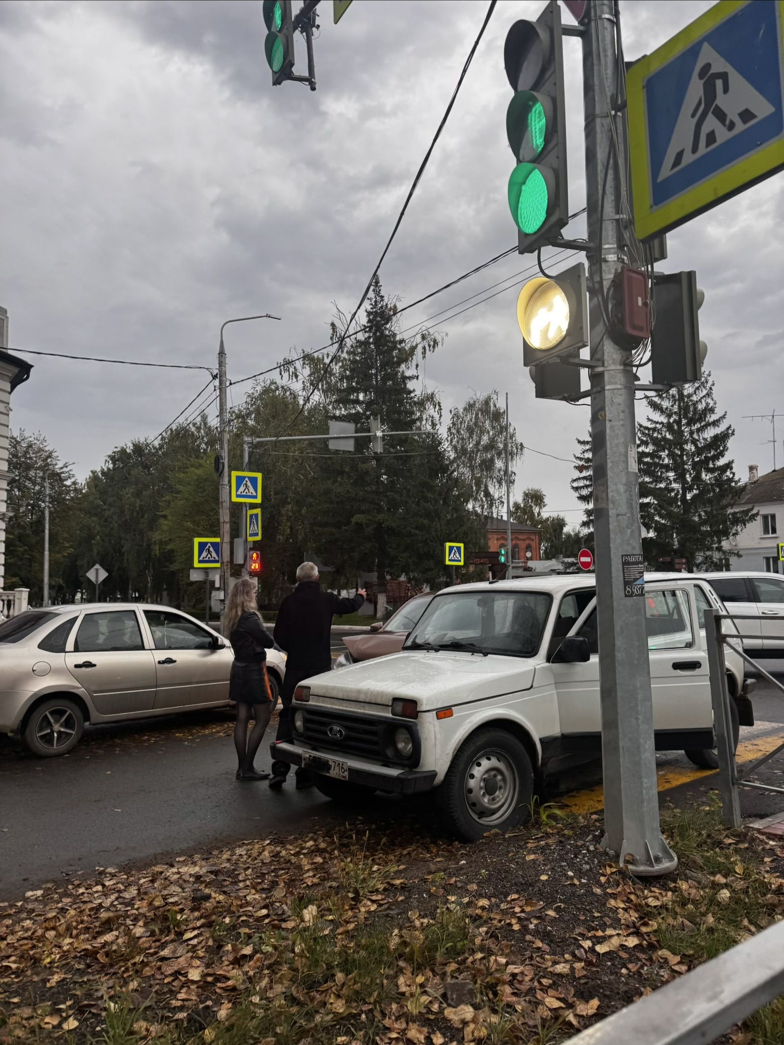 В центре Чистополя произошли две аварии с участием отечественных автомобилей