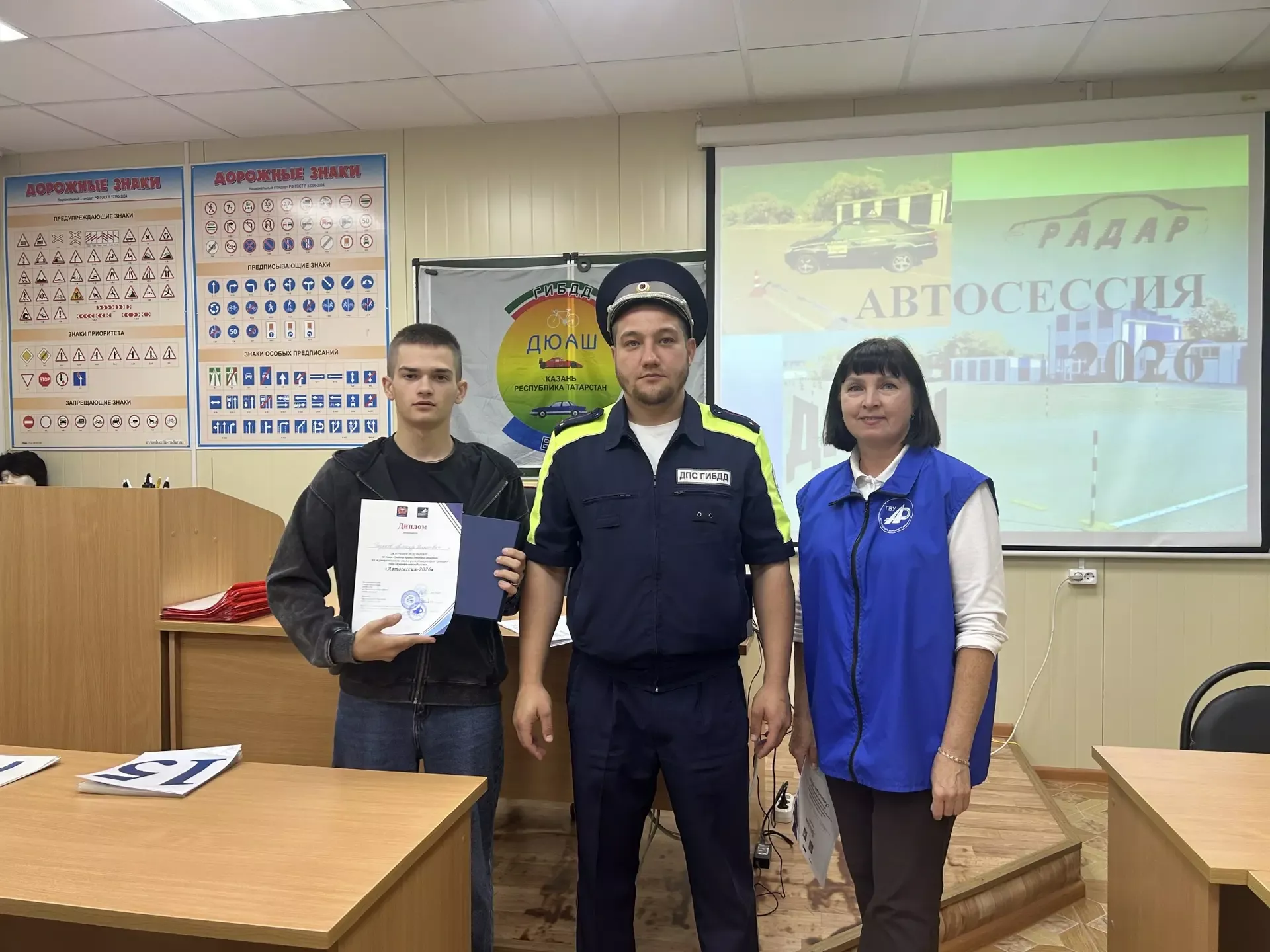 Студенты боролись за победу в конкурсе водительского мастерства в Чистополе