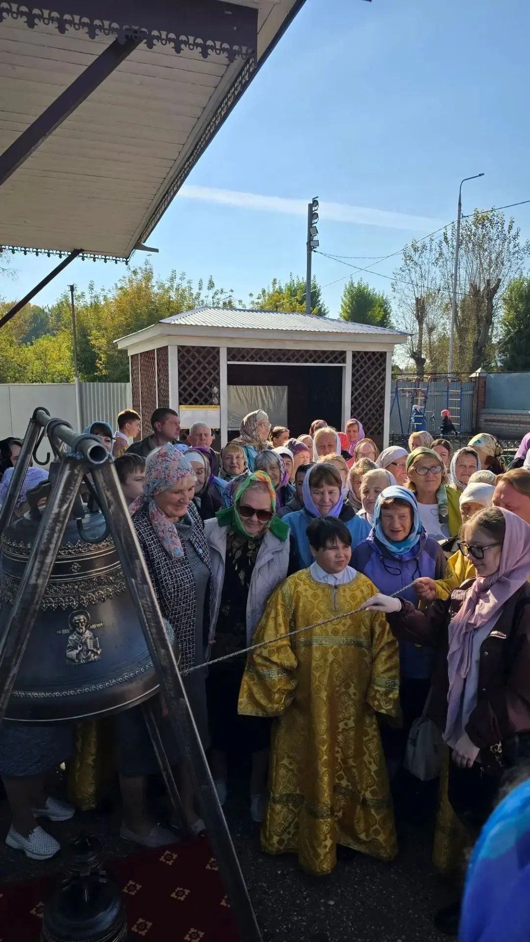 В Чистополе освятили колокола для храма Казанской иконы Божией Матери