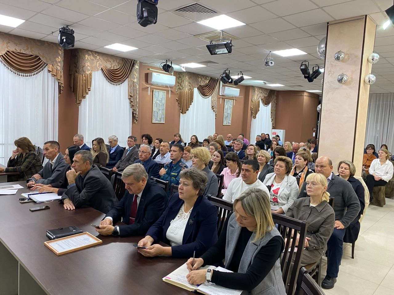 Константин Иванов призвал руководителей уделить особое внимание ветеранам своих организаций