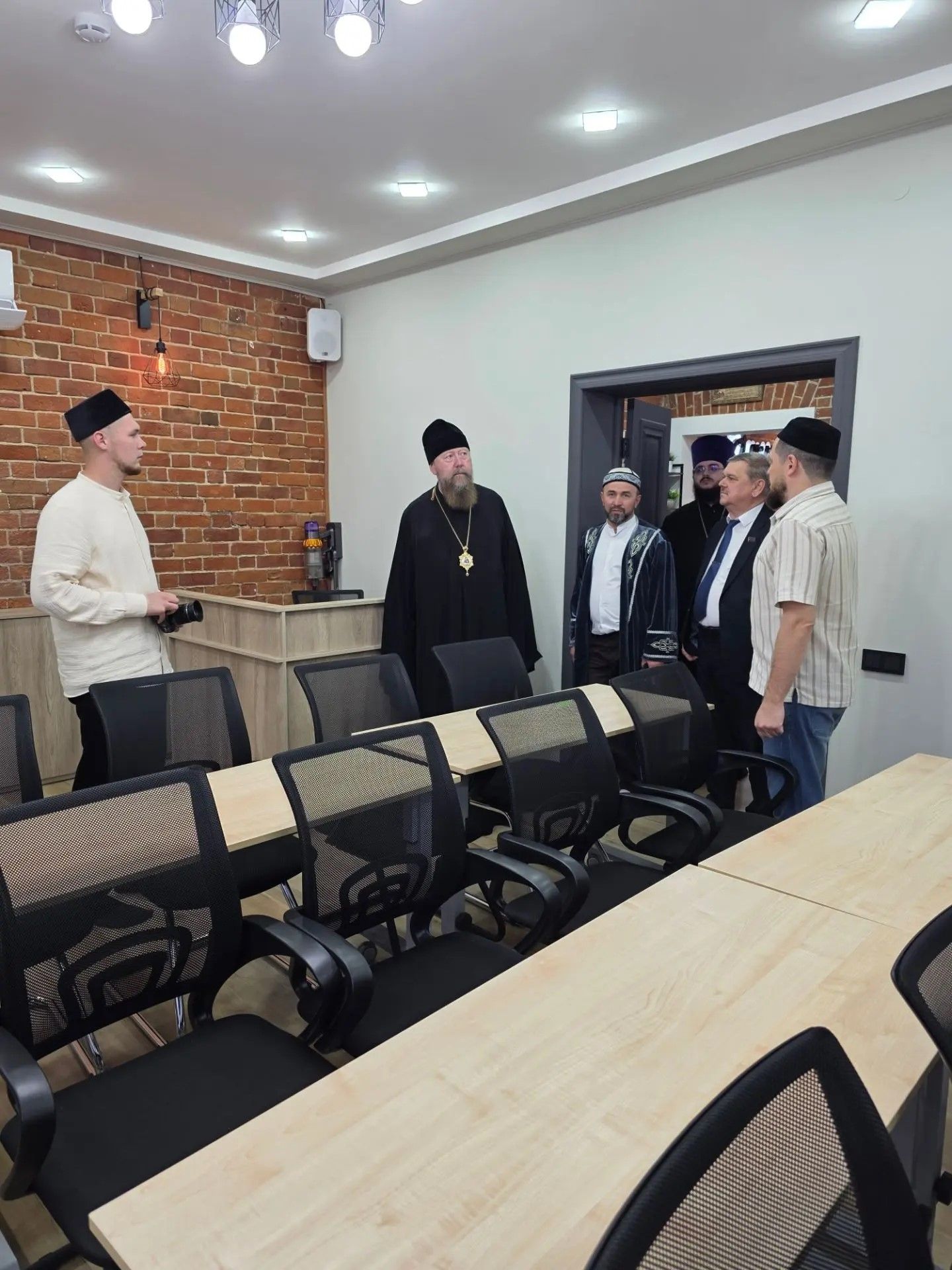 Епископ Филарет посетил исламские просветительские центры Чистополя