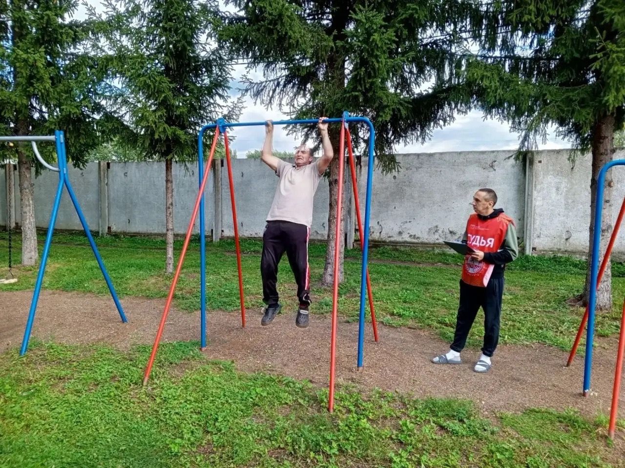 В Чистополе подопечные дома социального обслуживания выполняли нормативы ГТО