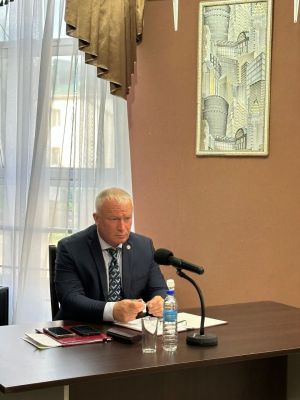 Дмитрий Иванов эпидемиологик хәл, урып-җыю һәм хокук тәртибе торышы турында докладлар тыңлады