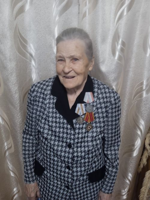 91 яшьлек Клавдия Ивановна Володинаның бар тормышы хезмәттә үткән