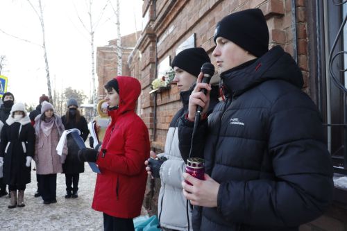 1нче мәктәп бинасында махсус хәрби операциядә һәлак булганнар истәлегенә мемориаль такталар ачылды