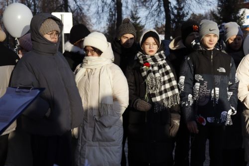 1нче мәктәп бинасында махсус хәрби операциядә һәлак булганнар истәлегенә мемориаль такталар ачылды