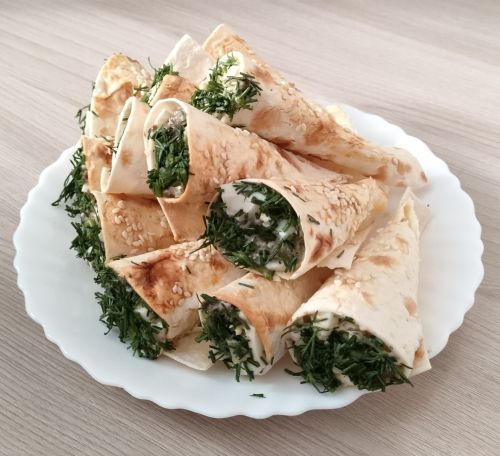 Хрустящие кулечки из лаваша с вкусной начинкой