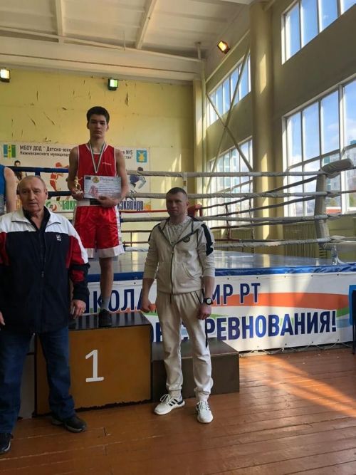 Чистопольские спортсмены завоевали медали с Первенства НМР РТ по боксу