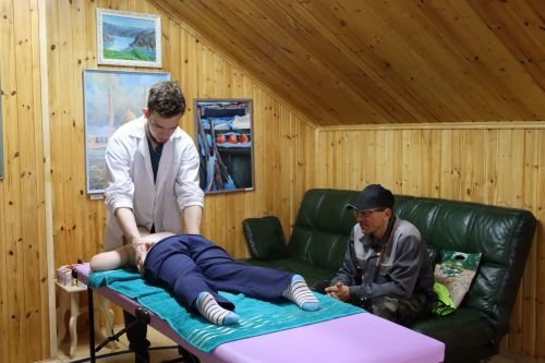 В Чистополе дипломированный специалист бесплатно делает массаж детям с ограниченными возможностями