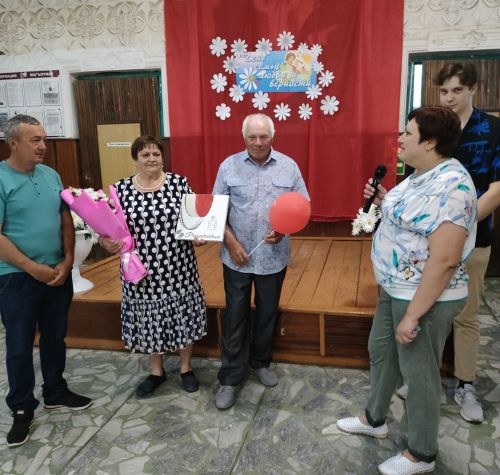 В Чистопольском районе с юбилеями свадьбы поздравили сразу пять семей