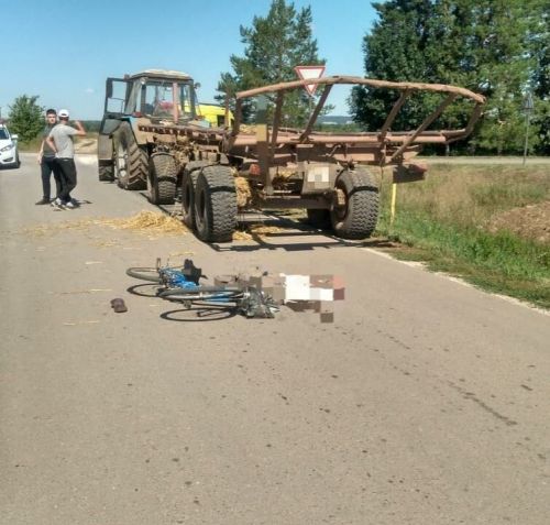 На трассе Мамадыш–Кукмор погиб 60-летний велосипедист, который упал под колеса тракторного прицепа
