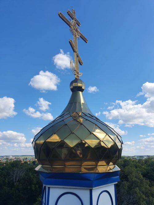 На колокольне чистопольского храма заменили основание креста