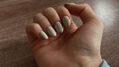 Сколько нужно отдыхать ногтям от гель-лака