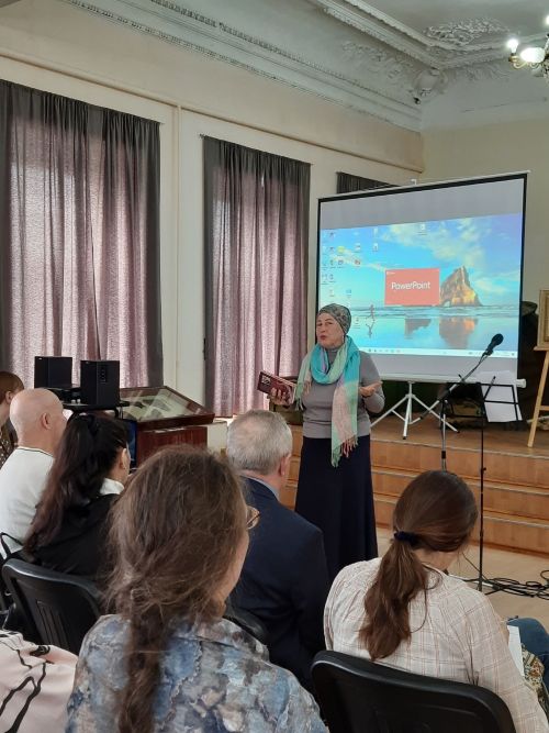 В Чистополе открылась художественная выставка памяти Анатолия Дернова