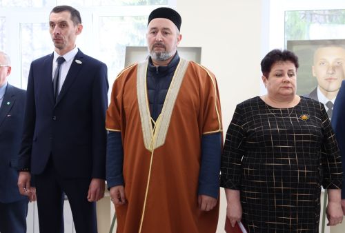 В Чистополе открылась выставка «Герои среди нас»