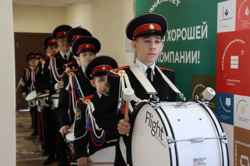 В Чистополе открылась выставка «Герои среди нас»