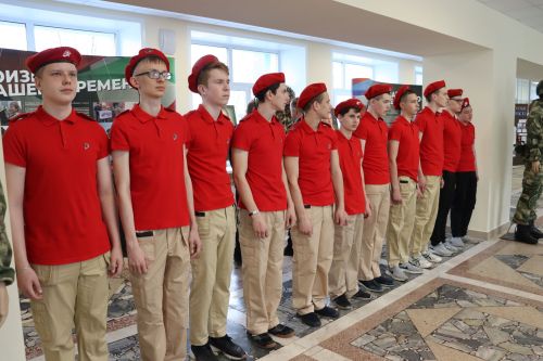 В Чистополе открылась выставка «Герои среди нас»