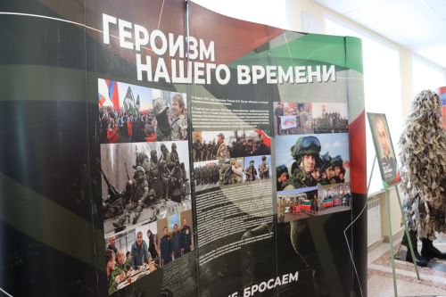 В Чистополе открылась выставка «Герои среди нас»