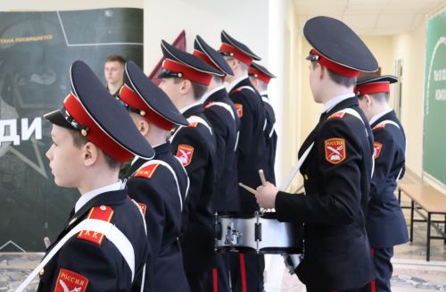 В Чистополе открылась выставка «Герои среди нас»