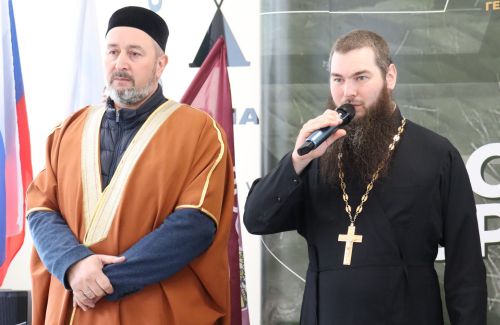 В Чистополе открылась выставка «Герои среди нас»