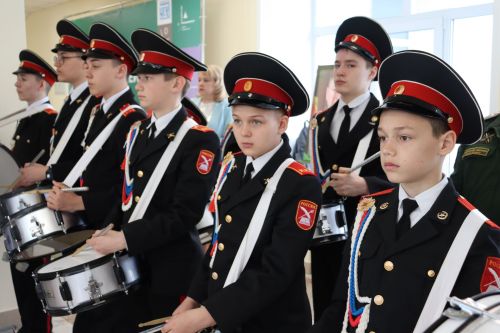 В Чистополе открылась выставка «Герои среди нас»