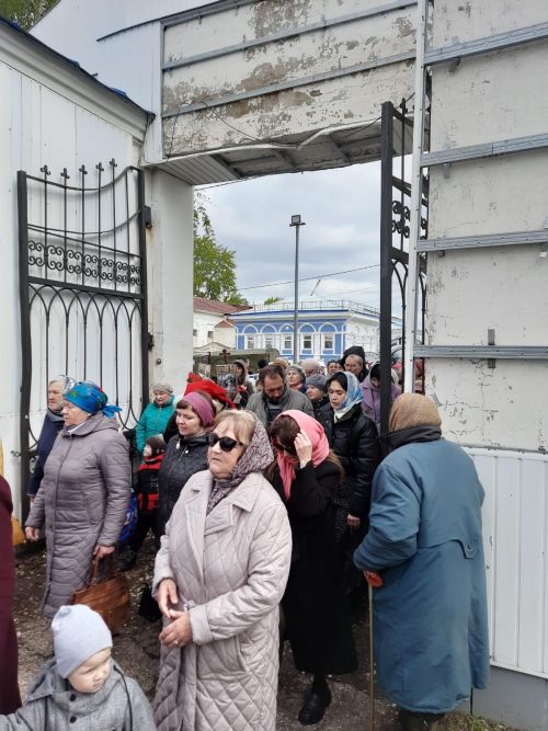 Чистопольцы прошли крестным ходом по одной из главных улиц города (фоторепортаж)