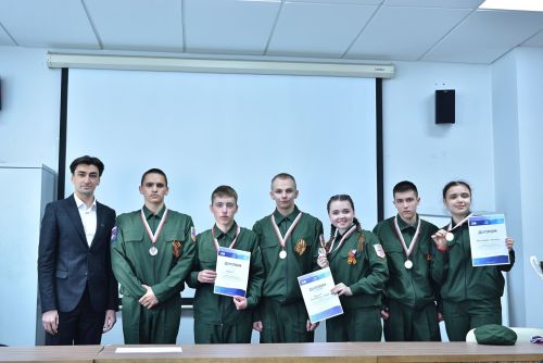 Чистопольские студенты стали призерами в военно-спортивной игре «Ратник»