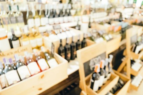 В Татарстане запретили продажу алкоголя по ночам в многоквартирных домах