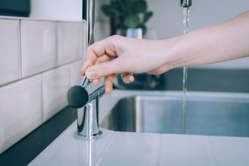 Без холодной воды останутся на весь день часть домов в Чистополе