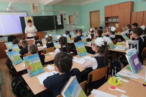 Казанским школьникам перенесут осенние каникулы