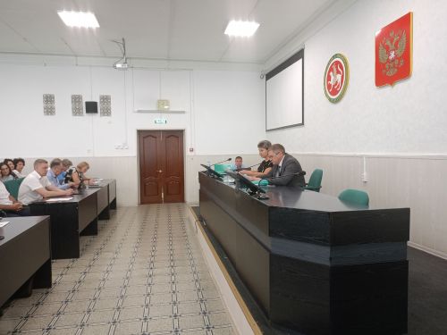 На очередном заседании Совета Чистопольского района депутаты обсудили 5 вопросов