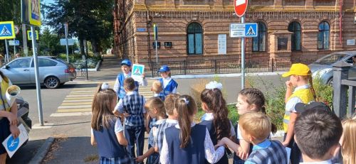 В Чистополе первоклассников посвятили в юные пешеходы