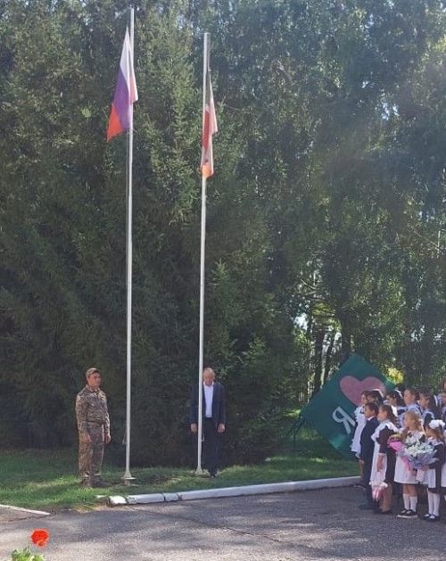 В День знаний в гостях у гимназистов Чистопольского района побывал участник СВО