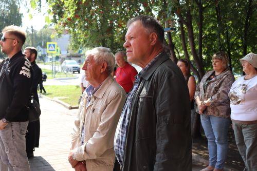В Чистополе открыли мемориальные доски в память об участниках СВО