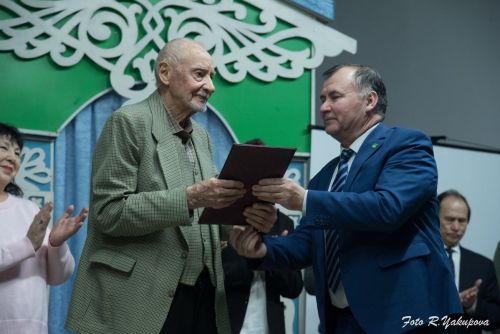 Чистай районы Гаделша авылы Мәдәният йортына якташыбыз, Татарстанның халык артисты Идрис Мәсгүтов исеме бирелде