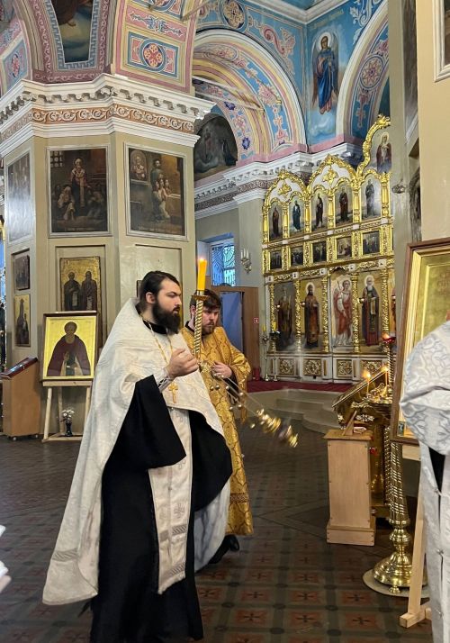 В чистопольском Свято-Никольском соборе состоялось всенощное бдение