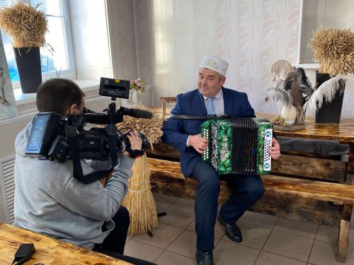 На федеральном канале покажут репортаж, посвященный гармонистам Чистопольского района