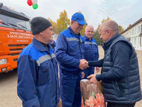 Автопарк Чистопольского водоканала пополнился новой спецтехникой