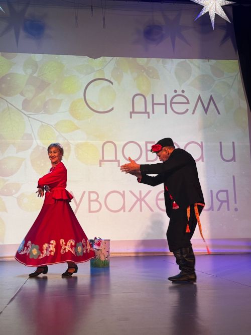В Чистополе День пожилого человека отметили  душевным концертом