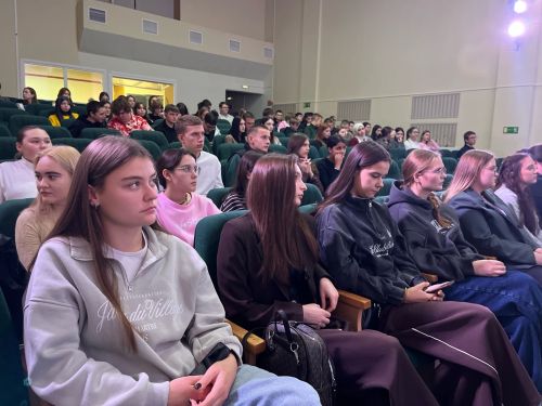 Антикоррупционный квиз «Чистый взгляд» объединил студентов Чистополя