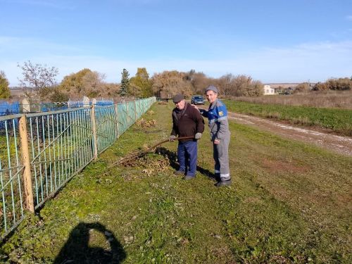 Во благо памяти: жители села Чистопольского района провели субботник в рамках «Недели добра»