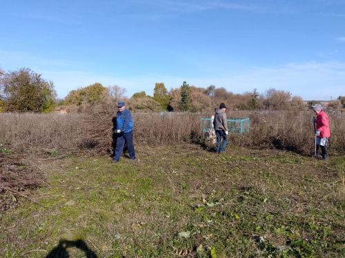 Во благо памяти: жители села Чистопольского района провели субботник в рамках «Недели добра»