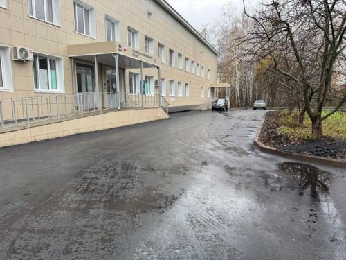 В Чистопольской ЦРБ завершились работы по благоустройству и асфальтированию территорий
