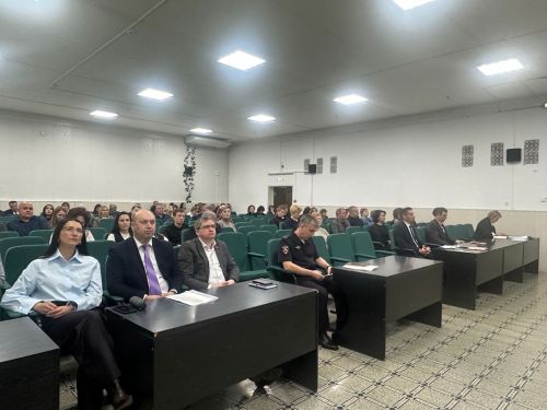 О воспитании молодежи, уборке урожая и безопасности говорили на аппаратном совещании в чистопольском муниципалитете