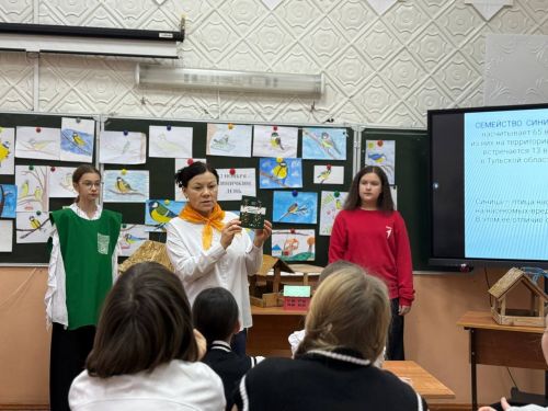 Экологическая акция «Синичкин День» прошла в чистопольской школе
