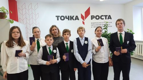 Школьники Чистопольско-Высельской школы сразились в литературной игре «Книжная радуга»