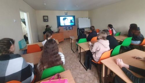 Чистопольские студенты-медики посетили с экскурсией Казанский храм